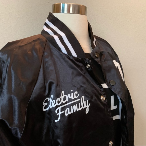 Electric Family 🦁 Bomber Jacket - Picture 3 of 4